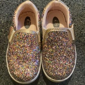 EUC BABY GIRLS SPARKLE PINK SLIP ON SNEAKERS Size 6